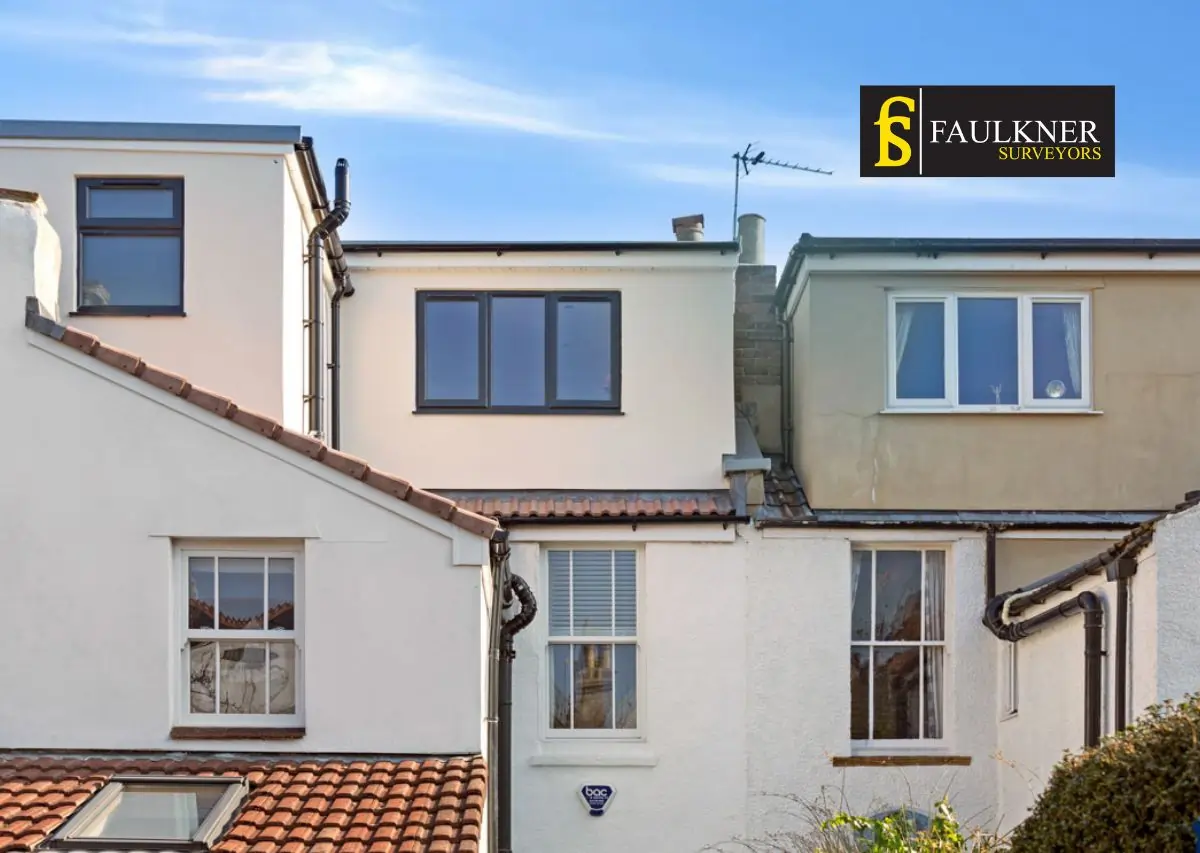 Party Wall Vs Boundary Wall : The Law, The Rights, and Your Options 3 Party Wall Romford : What Should You Do If Your Neighbour Builds Over the Shared Boundary Romford?