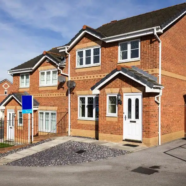 Scenarios 4 Image of UK home - Faulkners scenarios Romford